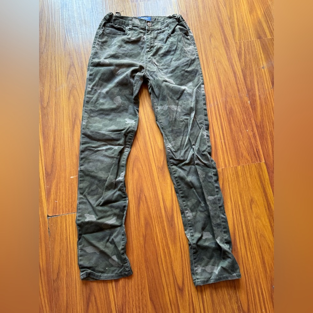 Old Navy Green Camouflage Pants size 16 regular boys
